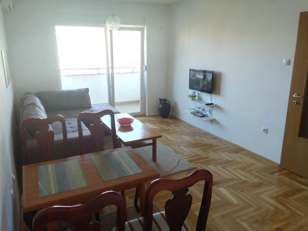 Ferienwohnung Apartman Dona Trebinje Exterior foto